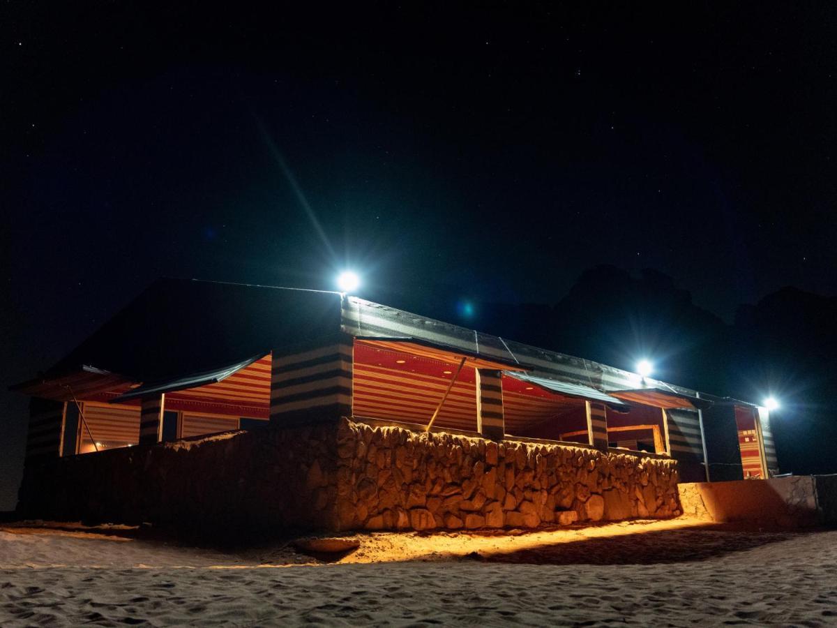 Rotana Camp Hotel Wadi Rum Exterior foto